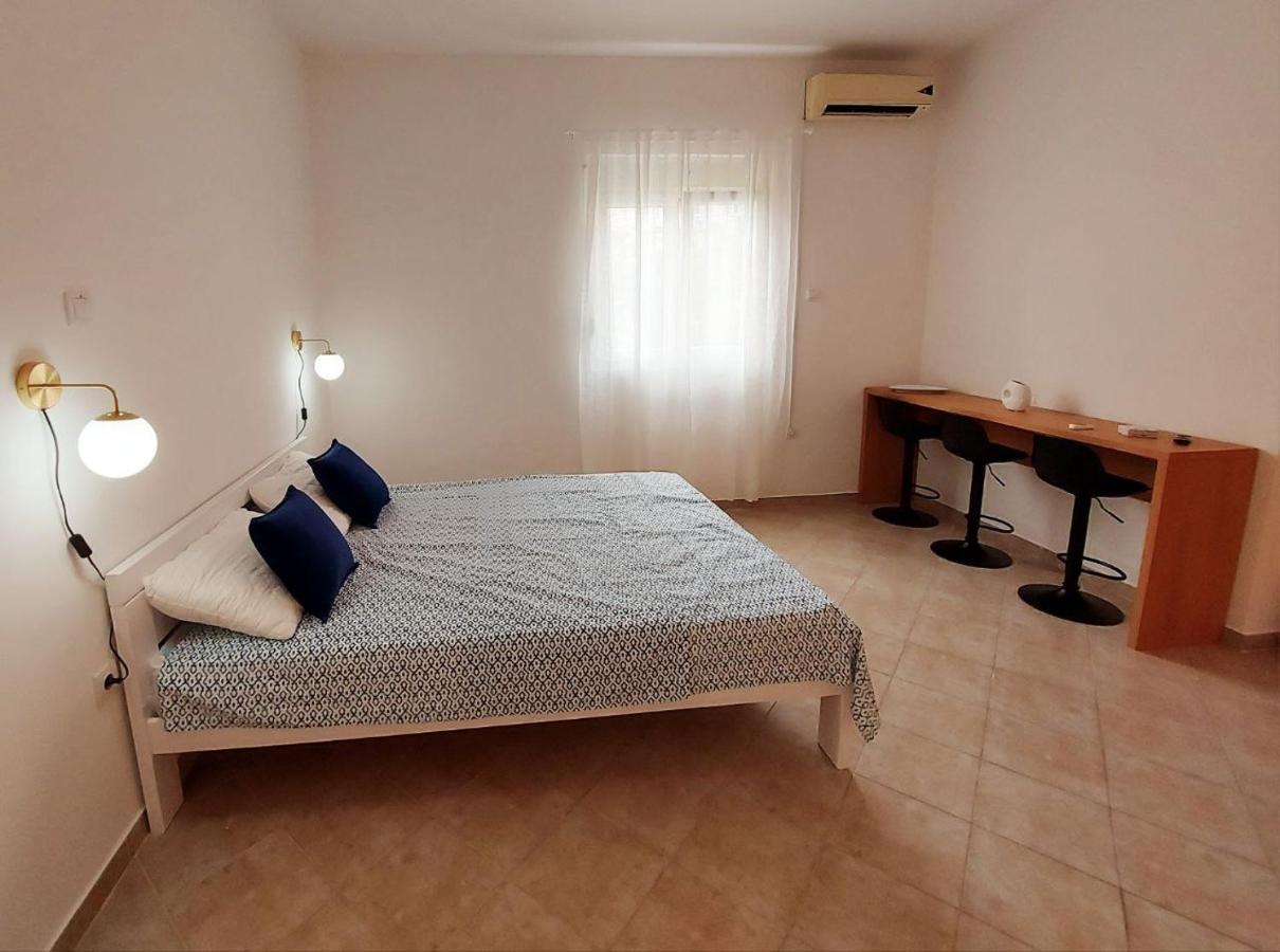 Apartmani Radovic Биела Екстериор снимка