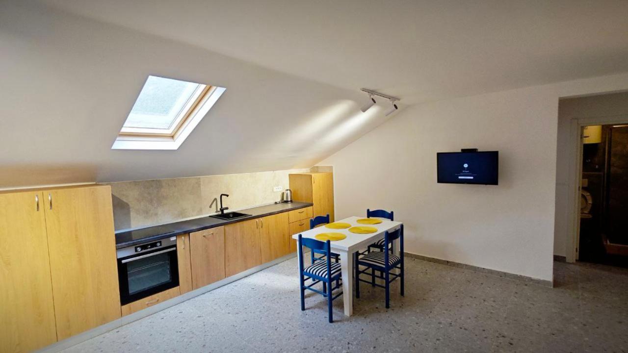 Apartmani Radovic Биела Екстериор снимка